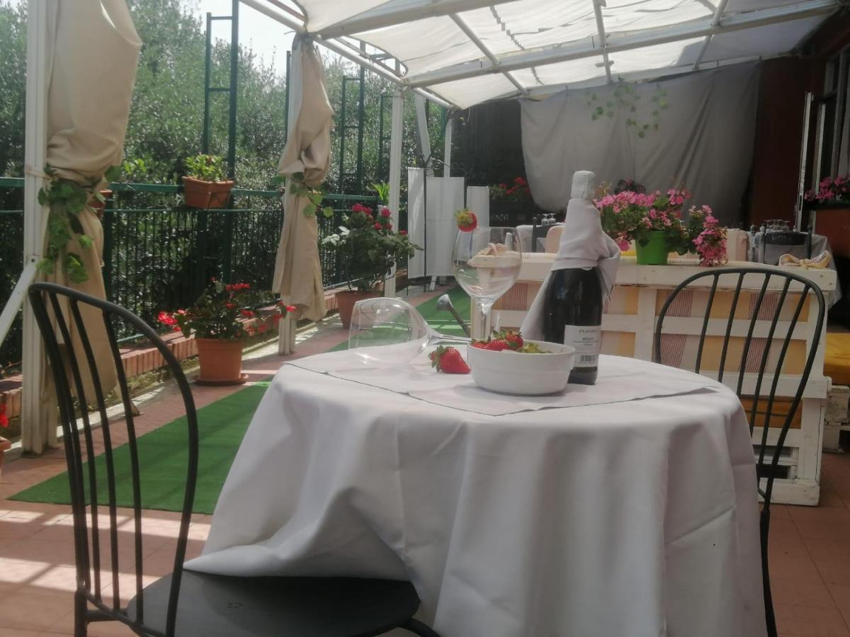 Rooms And Breakfast Da Carla Sestri Levante Exterior foto