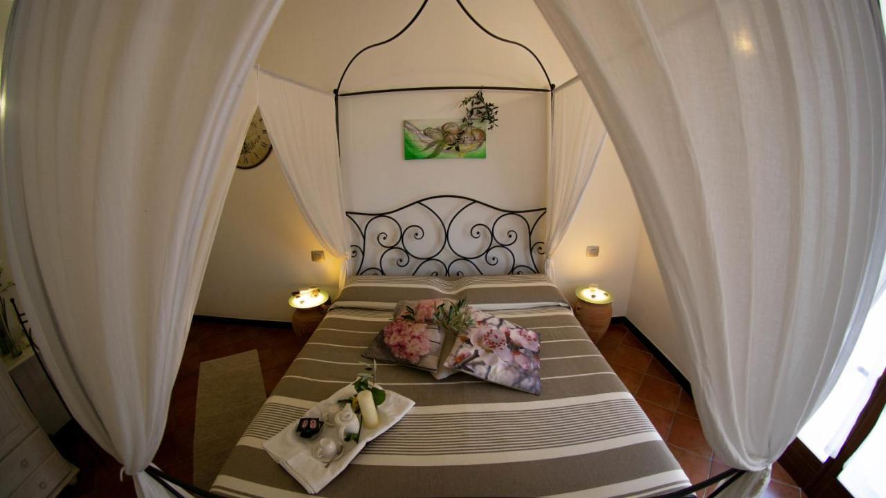 Rooms And Breakfast Da Carla Sestri Levante Exterior foto